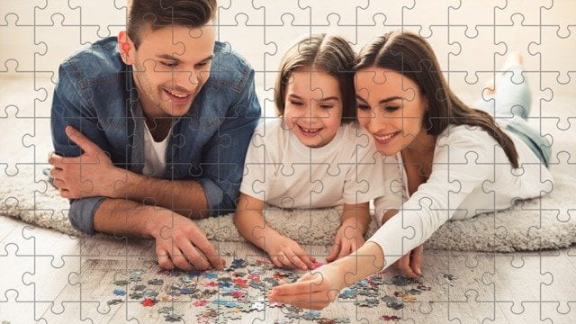Faire un puzzle permet de passer du temps ensemble